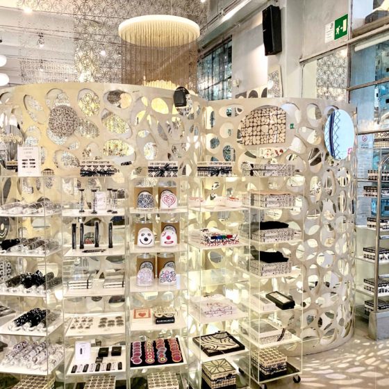 ウィンドウショッピングだけでも楽しめる「10 CORSO COMO（ディエイチ