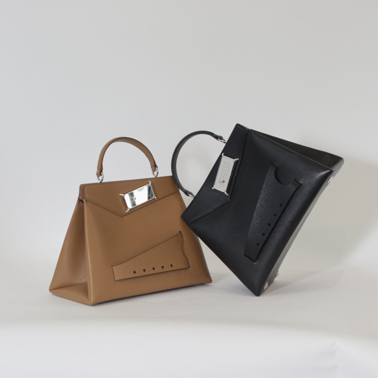 Maison Margiela メゾンマルジェラ ツイスト シルバー バングル